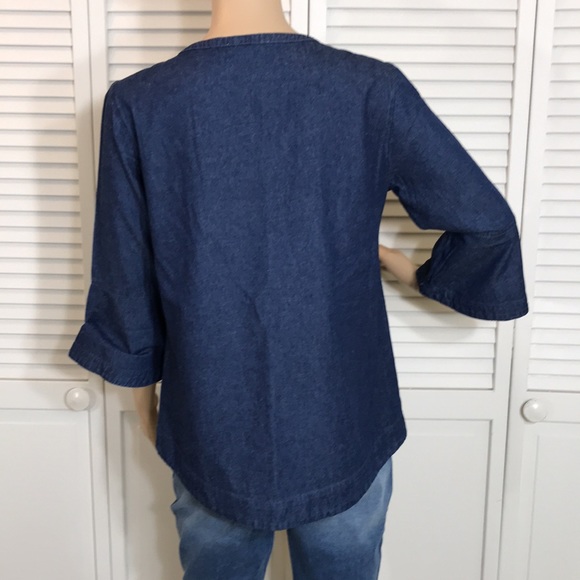 Draper James Ruffle Placket Chambray Blue Top XS - Picture 9 of 15